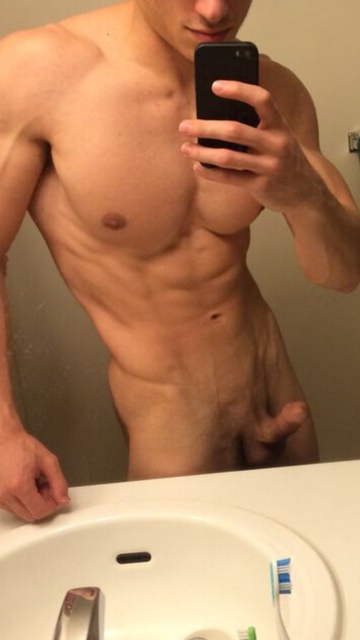 Hot Male Gymnast – Boy Self – Real amateur pictures of nude gay teens and  straight boys